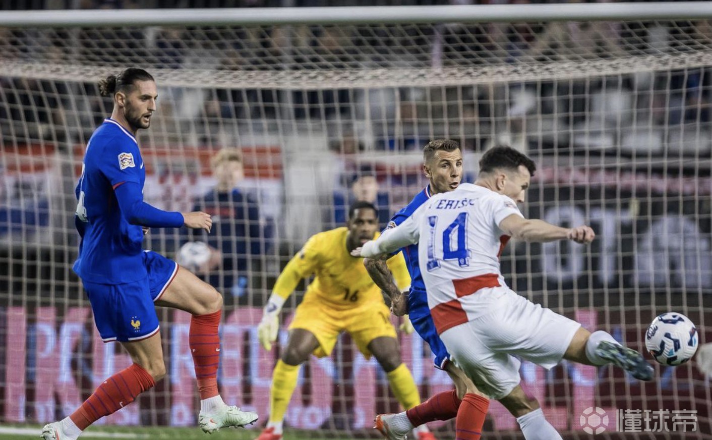 开云登录入口-关于哈兰德在法国队比赛中大比分获胜，持续失利引发热议！比赛高潮迭起的信息