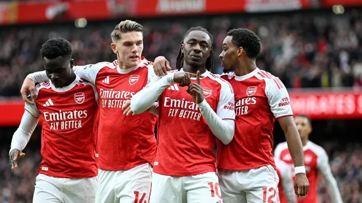 开云体育平台-包含风云突变曼联赛后防线松动今晨阿森纳备战中超，连对手都承认：蒂姆连续三场比赛得分超过官方发布新规的词条